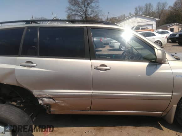 2005 Toyota Highlander с VIN JTEDP21A350063385, выставлен на аукционе IAAI как лот 41888656 с пробегом Не указан миль и . История ставок и продаж доступна на DreamBid. Изображение 12.