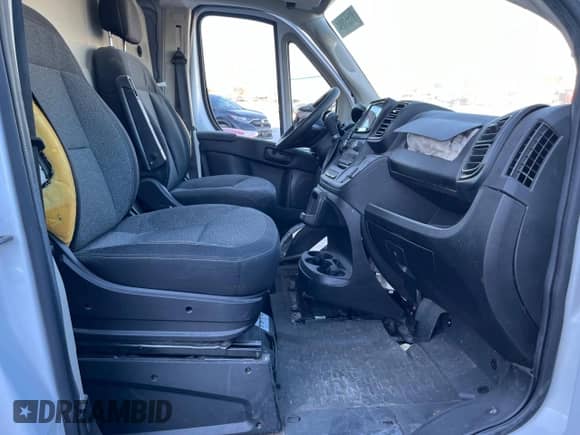 2022 Ram ProMaster Cargo z VIN 3C6LRVAG0NE120818, wystawiony jako Copart lot #80557894 z przebiegiem 79 634 mil mil oraz Szkoda całkowita • Salvage title. Historia ofert i sprzedaży dostępna na DreamBid. Obrazek 7.