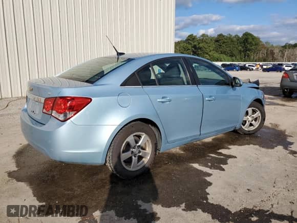 2012 Chevrolet Cruze 1LT z VIN 1G1PF5SC3C7185621, wystawiony jako Copart lot #86117745 z przebiegiem 96 191 mil mil oraz Szkoda całkowita • Salvage title. Historia ofert i sprzedaży dostępna na DreamBid. Obrazek 3.