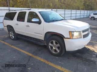 2008 Chevrolet Suburban 2LT с VIN 1GNFK16368J215245, выставлен на аукционе IAAI как лот 43458500 с пробегом 223 033 миль миль и . История ставок и продаж доступна на DreamBid. Изображение 1.