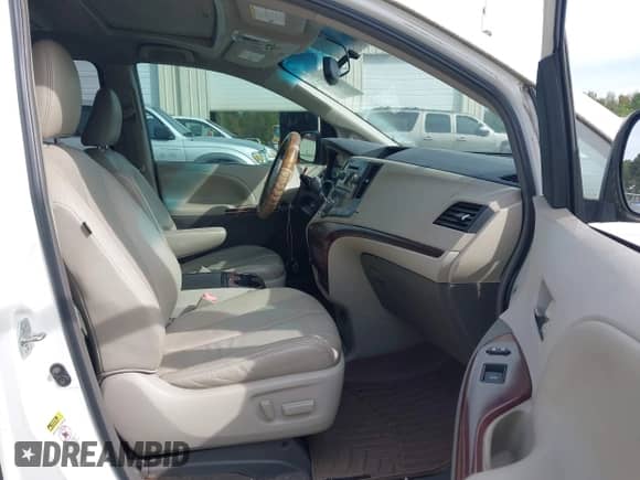 2012 Toyota Sienna XLE with VIN 5TDYK3DC4CS231407, listed as a IAAI auction lot 43531271 with 382,802 mi miles and . Bid and sale history available at DreamBid. Image 5.