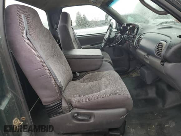 1999 Dodge 1500 с VIN 1B7HC16X5XS310146, выставлен на аукционе Copart как лот 49840985 с пробегом 120 576 миль миль и Списание • Salvage title. История ставок и продаж доступна на DreamBid. Изображение 10.