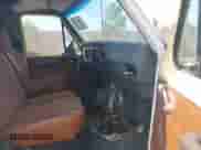 1990 Ford Econoline Cargo с VIN 1FTFE24YXLHA69565, выставлен на аукционе IAAI как лот 43151686 с пробегом 89 134 миль миль и . История ставок и продаж доступна на DreamBid. Изображение 5.