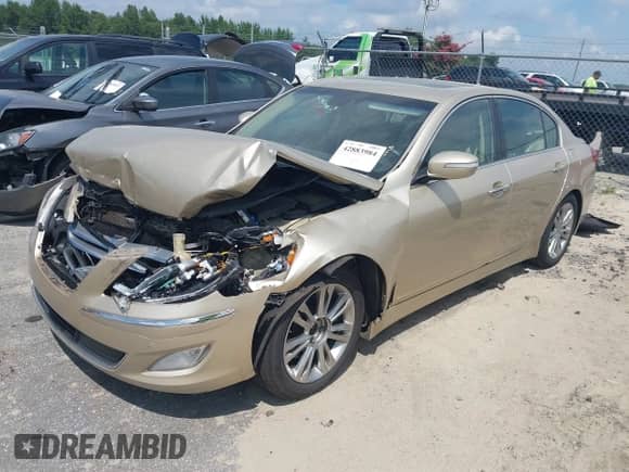2012 Hyundai Genesis 3.8L с VIN KMHGC4DD0CU167302, выставлен на аукционе IAAI как лот 42883984 с пробегом Не указан миль и . История ставок и продаж доступна на DreamBid. Изображение 17.
