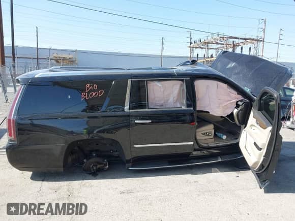 2019 Cadillac Escalade ESV Luxury с VIN 1GYS4HKJ2KR296620, выставлен на аукционе IAAI как лот 42555791 с пробегом Не указан миль и . История ставок и продаж доступна на DreamBid. Изображение 13.