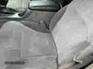 2003 Chevrolet TrailBlazer EXT LT z VIN 1GNET16S136172543, wystawiony jako Copart lot #65746185 z przebiegiem 193 815 mil mil oraz Czysty tytuł • Clean title. Historia ofert i sprzedaży dostępna na DreamBid. Obrazek 14.