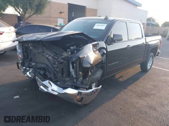 2016 Chevrolet Silverado 1500 LT z VIN 3GCPCREC4GG381810, wystawiony jako IAAI lot #43032065 z przebiegiem 107 102 mil mil oraz . Historia ofert i sprzedaży dostępna na DreamBid. Obrazek 2.