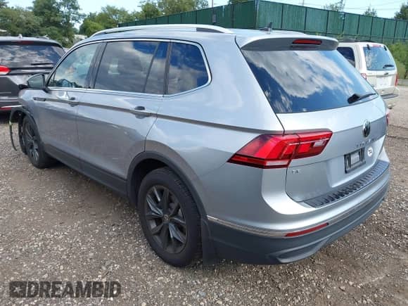2024 Volkswagen Tiguan SE с VIN 3VV2B7AX3RM137808, выставлен на аукционе IAAI как лот 43074423 с пробегом 14 204 миль миль и . История ставок и продаж доступна на DreamBid. Изображение 3.