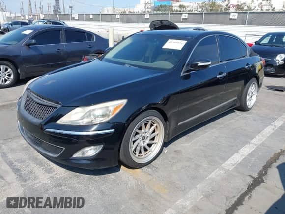 2012 Hyundai Genesis R-Spec z VIN KMHGC4DH3CU170889, wystawiony jako IAAI lot #43205071 z przebiegiem 110 758 mil mil oraz . Historia ofert i sprzedaży dostępna na DreamBid. Obrazek 2.