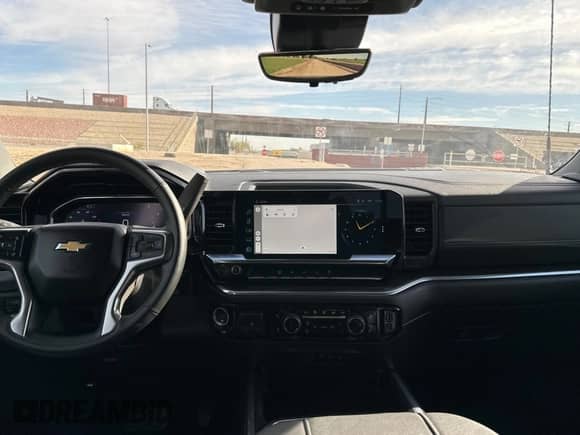 2024 Chevrolet Silverado 3500HD LT с VIN 1GC4YTEY4RF240866, выставлен на аукционе Copart как лот 85077284 с пробегом 6 933 миль миль и Списание • Salvage title. История ставок и продаж доступна на DreamBid. Изображение 9.