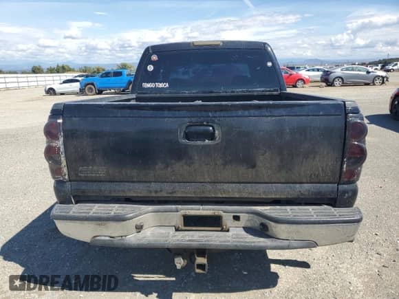 2007 Chevrolet Silverado 1500 LS with VIN 2GCEC13V271134694, listed as a Copart auction lot 71735285 with Not provided miles and Salvage title. Bid and sale history available at DreamBid. Image 6.