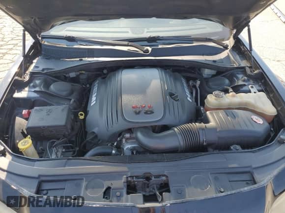 2014 Chrysler 300 S с VIN 2C3CCABTXEH222036, выставлен на аукционе Copart как лот 68220895 с пробегом 152 640 миль миль и Списание • Salvage title. История ставок и продаж доступна на DreamBid. Изображение 11.