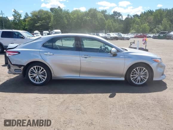 2019 Toyota Camry SE z VIN 4T1B11HK7KU778045, wystawiony jako IAAI lot #43079893 z przebiegiem 58 799 mil mil oraz . Historia ofert i sprzedaży dostępna na DreamBid. Obrazek 13.