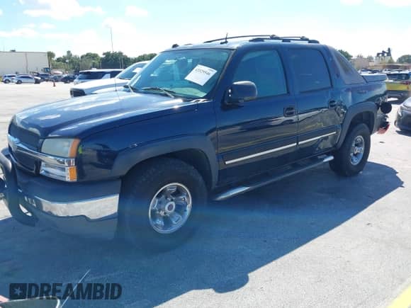 2005 Chevrolet Avalanche Z66 с VIN 3GNEC12Z05G283587, выставлен на аукционе IAAI как лот 43329546 с пробегом Не указан миль и . История ставок и продаж доступна на DreamBid. Изображение 2.