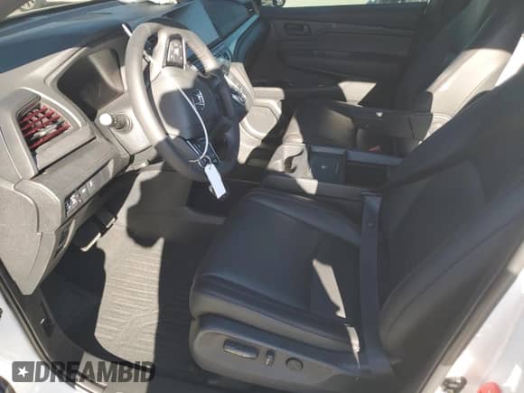 2025 Honda Odyssey Sport-L z VIN 5FNRL6H75SB007548, wystawiony jako Copart lot #84157945 z przebiegiem 23 280 mil mil oraz Szkoda całkowita • Salvage title. Historia ofert i sprzedaży dostępna na DreamBid. Obrazek 7.