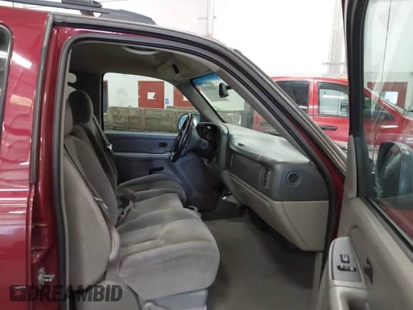 2006 Chevrolet Avalanche Z66 с VIN 3GNEC12Z76G129735, выставлен на аукционе IAAI как лот 42455152 с пробегом 218 913 миль миль и . История ставок и продаж доступна на DreamBid. Изображение 5.