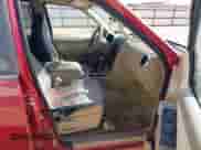 2008 Ford Explorer XLT z VIN 1FMEU63E78UA66453, wystawiony jako IAAI lot #43465622 z przebiegiem 160 172 mil mil oraz . Historia ofert i sprzedaży dostępna na DreamBid. Obrazek 5.