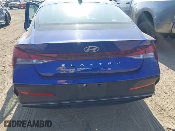 2024 Hyundai Elantra SEL with VIN KMHLM4DGXRU786777, listed as a IAAI auction lot 43527648 with 38,228 mi miles and . Bid and sale history available at DreamBid. Image 16.