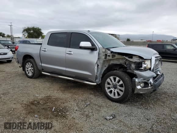 2013 Toyota Tundra Limited с VIN 5TFHW5F11DX313845, выставлен на аукционе Copart как лот 55480355 с пробегом 352 781 миль миль и Списание • Salvage title. История ставок и продаж доступна на DreamBid. Изображение 4.