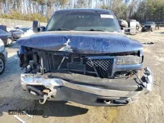 2000 Chevrolet Silverado 2500 z VIN 1GCGK24U5YE341278, wystawiony jako Copart lot #88447825 z przebiegiem 256 226 mil mil oraz Szkoda całkowita • Salvage title. Historia ofert i sprzedaży dostępna na DreamBid. Obrazek 5.
