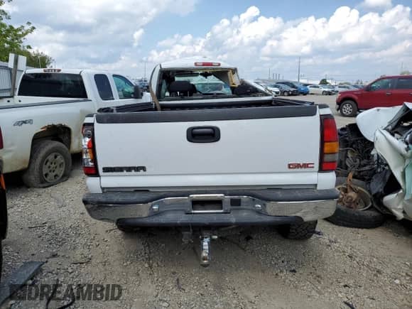 2007 GMC Sierra 1500 SLT with VIN 1GTEK19Z57Z112709, listed as a Copart auction lot 67975075 with 113,750 mi miles and Clean title. Bid and sale history available at DreamBid. Image 6.