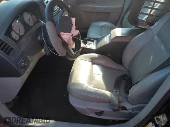 2006 Chrysler 300 Touring с VIN 2C3KA53G66H405560, выставлен на аукционе Copart как лот 85936275 с пробегом 165 954 миль миль и Списание • Salvage title. История ставок и продаж доступна на DreamBid. Изображение 7.