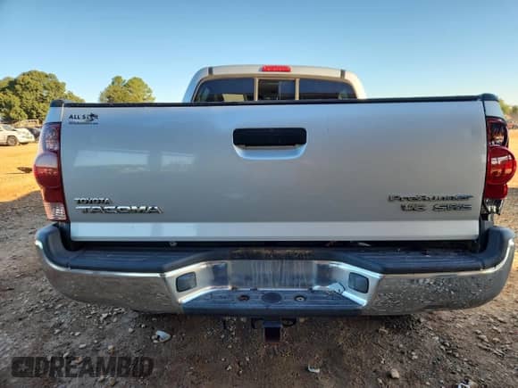 2007 Toyota Tacoma PreRunner with VIN 3TMJU62N87M040340, listed as a Copart auction lot 86103645 with Not provided miles and Salvage title. Bid and sale history available at DreamBid. Image 6.