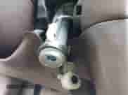 1998 Toyota Camry LE z VIN 4T1BG22K8WU369961, wystawiony jako IAAI lot #43058287 z przebiegiem 184 062 mil mil oraz . Historia ofert i sprzedaży dostępna na DreamBid. Obrazek 12.