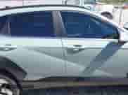 2024 Hyundai Kona Limited с VIN KM8HE3A35RU119968, выставлен на аукционе IAAI как лот 42694398 с пробегом 9 924 миль миль и . История ставок и продаж доступна на DreamBid. Изображение 14.