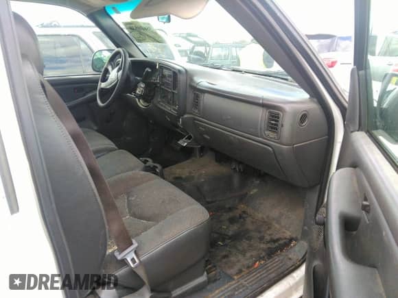 2003 Chevrolet Silverado 2500 с VIN 1GBHC24U53E111013, выставлен на аукционе IAAI как лот 38629878 с пробегом Не указан миль и . История ставок и продаж доступна на DreamBid. Изображение 5.