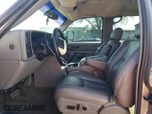 2003 Chevrolet Silverado 1500HD LS with VIN 1GCGK13U03F114482, listed as a Copart auction lot 53862905 with 80,530 mi miles and Salvage title. Bid and sale history available at DreamBid. Image 7.
