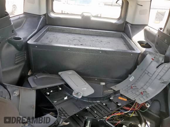 2017 Chevrolet Tahoe Commercial with VIN 1GNLCDEC8HR151455, listed as a Copart auction lot 67354785 with 116,801 mi miles and Salvage title. Bid and sale history available at DreamBid. Image 10.