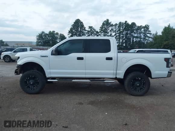 2018 Ford F-150 XL с VIN 1FTEW1EG5JKC85915, выставлен на аукционе IAAI как лот 42941550 с пробегом 148 111 миль миль и . История ставок и продаж доступна на DreamBid. Изображение 15.