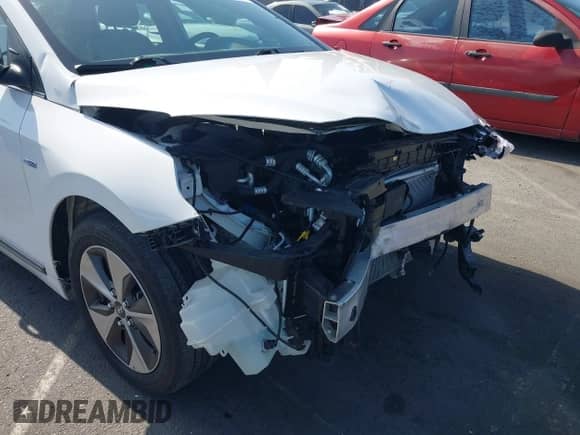 2019 Hyundai Ioniq Limited with VIN KMHC05LH4KU052380, listed as a IAAI auction lot 42564966 with 60,398 mi miles and . Bid and sale history available at DreamBid. Image 6.