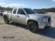 2007 GMC Sierra 1500 SLE1 with VIN 1GTEC19CX7Z505310, listed as a Copart auction lot 55845365 with 273,193 mi miles and Non repairable. Bid and sale history available at DreamBid. Image 4.