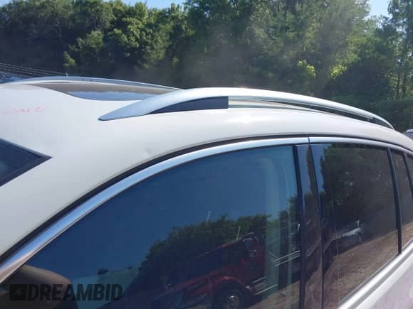 2017 Volkswagen Tiguan Sport с VIN WVGUV7AX2HW509048, выставлен на аукционе IAAI как лот 42781032 с пробегом 91 546 миль миль и . История ставок и продаж доступна на DreamBid. Изображение 18.