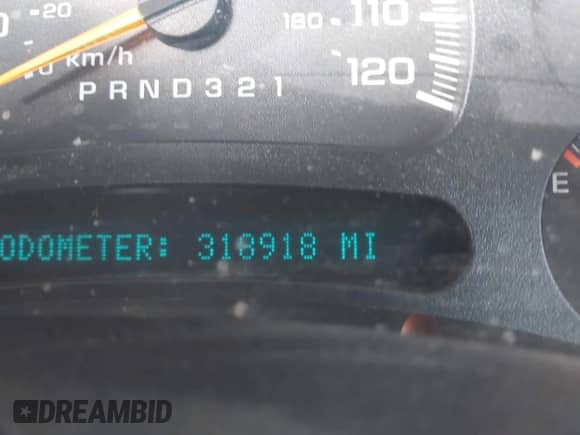 2006 Chevrolet Silverado 1500 LT2 z VIN 2GCEC13Z661346287, wystawiony jako IAAI lot #42013454 z przebiegiem 318 918 mil mil oraz . Historia ofert i sprzedaży dostępna na DreamBid. Obrazek 7.