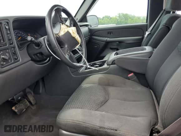 2004 Chevrolet Avalanche Z71 с VIN 3GNEK12T74G149088, выставлен на аукционе Copart как лот 58355685 с пробегом 215 379 миль миль и Списание • Salvage title. История ставок и продаж доступна на DreamBid. Изображение 7.
