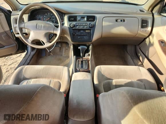 2000 Honda Accord SE with VIN 1HGCG5670YA058305, listed as a Copart auction lot 72060755 with 194,420 mi miles and Salvage title. Bid and sale history available at DreamBid. Image 8.