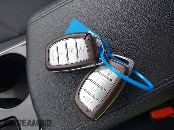 2018 Hyundai Sonata SEL z VIN 5NPE34AFXJH668027, wystawiony jako IAAI lot #42589389 z przebiegiem 64 905 mil mil oraz . Historia ofert i sprzedaży dostępna na DreamBid. Obrazek 11.