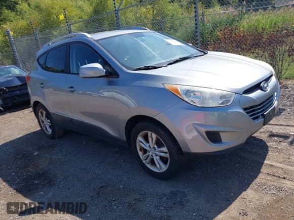 2010 Hyundai Tucson GLS с VIN KM8JUCAC3AU093489, выставлен на аукционе IAAI как лот 43187474 с пробегом 190 902 миль миль и . История ставок и продаж доступна на DreamBid. Изображение 1.
