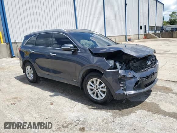 2019 Kia Sorento LX with VIN 5XYPGDA33KG435988, listed as a Copart auction lot 67376225 with 133,614 mi miles and Non repairable. Bid and sale history available at DreamBid. Image 4.