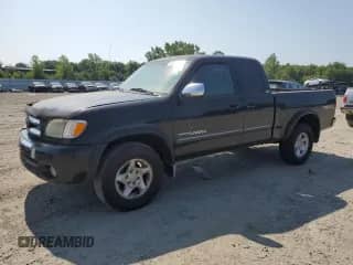 2004 Toyota Tundra SR5 z VIN 5TBBT441X4S454987, wystawiony jako Copart lot #64768445 z przebiegiem 225 281 mil mil oraz Czysty tytuł • Clean title. Historia ofert i sprzedaży dostępna na DreamBid. Obrazek 1.