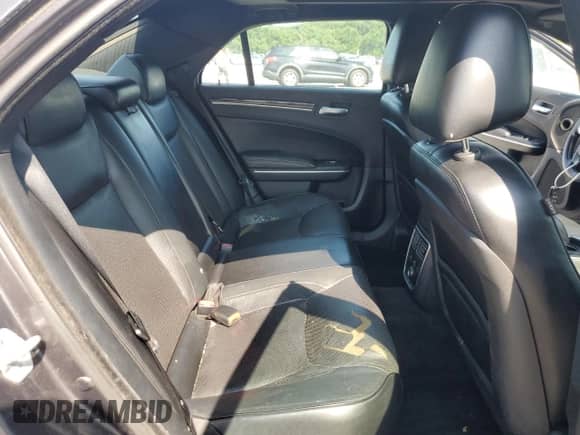 2013 Chrysler 300 C с VIN 2C3CCAET0DH630877, выставлен на аукционе Copart как лот 62955225 с пробегом 98 747 миль миль и Чистый • Clean title. История ставок и продаж доступна на DreamBid. Изображение 10.