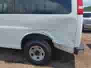 2006 Chevrolet Express Passenger с VIN 1GAHG35U161199048, выставлен на аукционе IAAI как лот 42808701 с пробегом 146 624 миль миль и . История ставок и продаж доступна на DreamBid. Изображение 10.