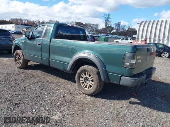 2007 Ford F-150 XL with VIN 1FTRF12227KD65143, listed as a IAAI auction lot 43475690 with 226,271 mi miles and . Bid and sale history available at DreamBid. Image 3.