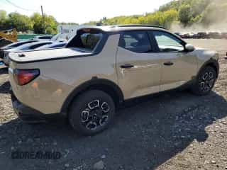 2024 Hyundai Santa Cruz SEL с VIN 5NTJCDDE9RH111785, выставлен на аукционе Copart как лот 71300384 с пробегом 772 миль миль и Списание • Salvage title. История ставок и продаж доступна на DreamBid. Изображение 3.