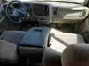 2000 Chevrolet Silverado 1500 LS z VIN 2GCEC19T5Y1249099, wystawiony jako Copart lot #80465655 z przebiegiem 223 354 mil mil oraz Szkoda całkowita • Salvage title. Historia ofert i sprzedaży dostępna na DreamBid. Obrazek 8.
