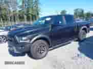 2017 Ram 1500 Rebel z VIN 1C6RR7YTXHS589327, wystawiony jako IAAI lot #42744318 z przebiegiem 144 212 mil mil oraz . Historia ofert i sprzedaży dostępna na DreamBid. Obrazek 2.