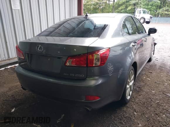 2012 Lexus IS 250 z VIN JTHCF5C26C5060683, wystawiony jako IAAI lot #43190692 z przebiegiem 148 548 mil mil oraz . Historia ofert i sprzedaży dostępna na DreamBid. Obrazek 4.